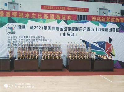 產(chǎn)業(yè)視野中的文化藝術(shù)經(jīng)紀(jì)代理 價(jià)值、挑戰(zhàn)與發(fā)展路徑